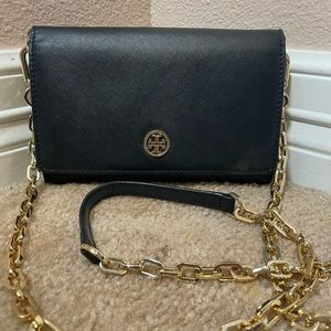 Tory Burch Wallet on Chain Crossbody Black